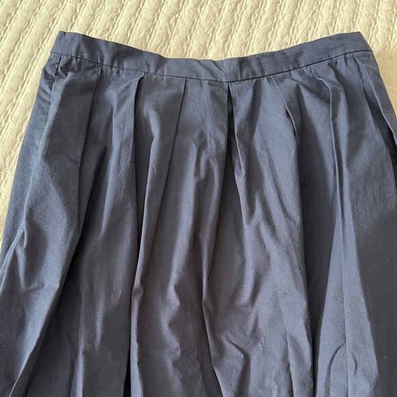 Banana Republic 100% Cotton Navy Blue Full Skirt - Size 8 Classic, Timeless ❤️ - Picture 3 of 6